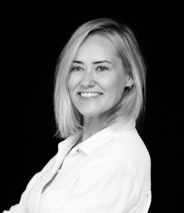 67e3ce47b70260f98a93cdbe_Sarah Doyle